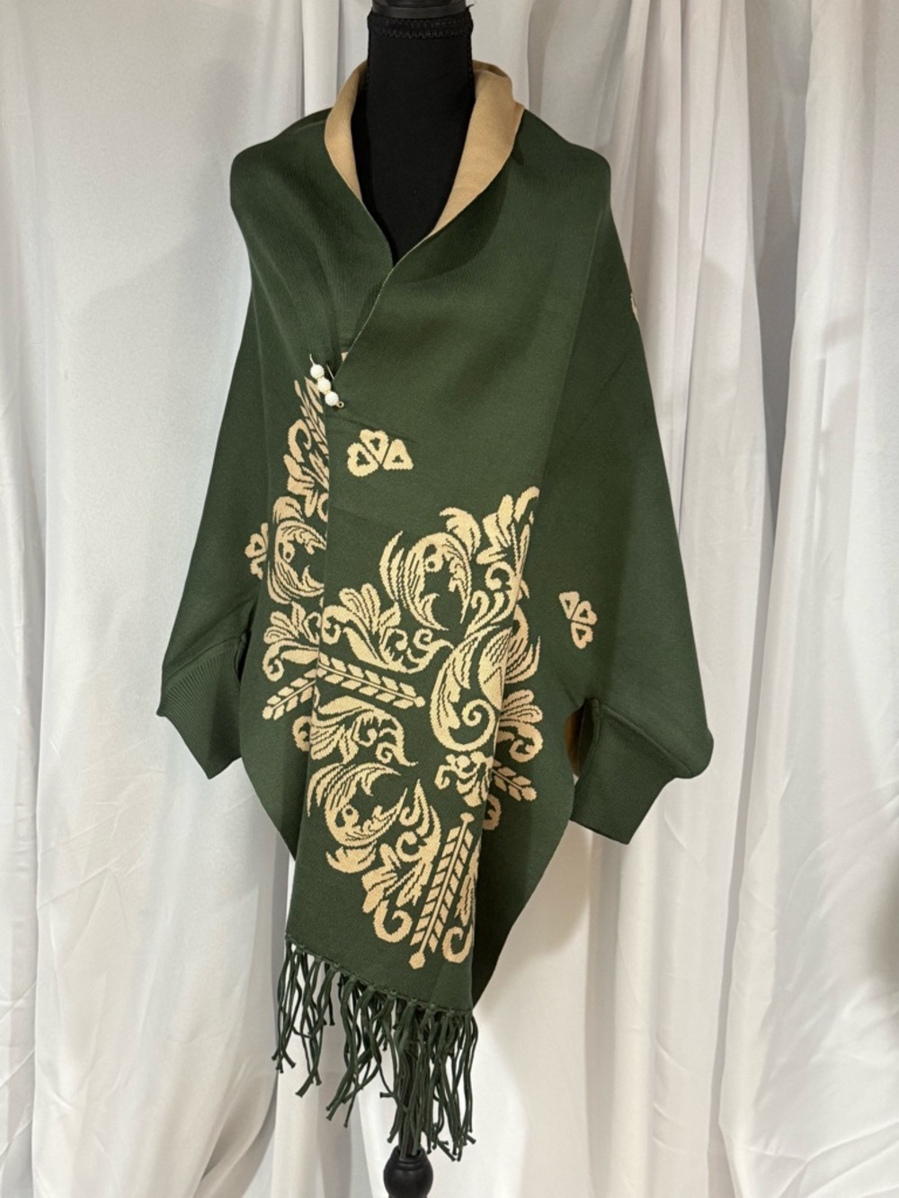 Dark Green & Cream Floral Patterned Shawl Wrap